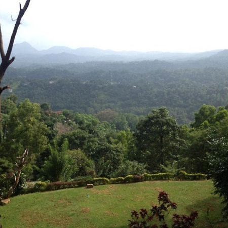 Mowbrey House Hotel แคนดี้ ภายนอก รูปภาพ