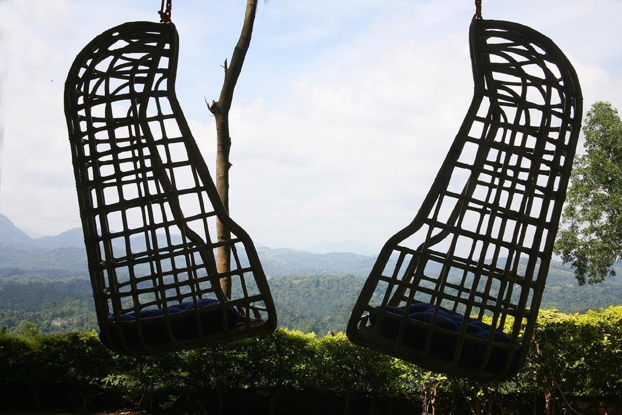 Mowbrey House Hotel แคนดี้ ภายนอก รูปภาพ